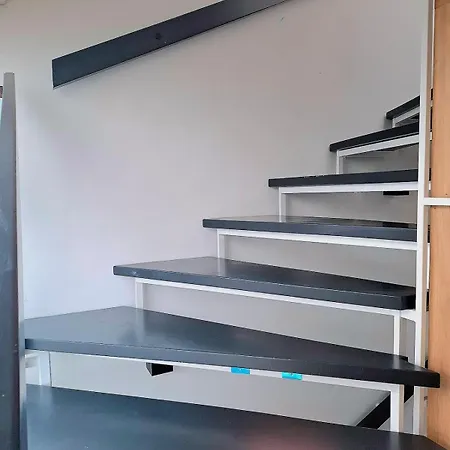 Helle Dachgeschosswohnung, Neu Renoviert & Ruhig * Wolfenbüttel